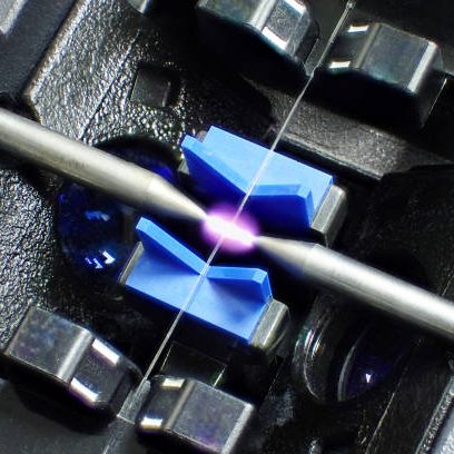 The photo of fusion splicer fiber optic.